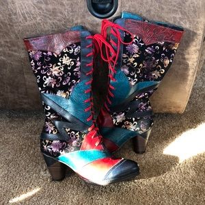 Lace up/zip up boots